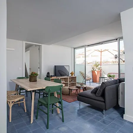 Piso Azul Premium In Bairro Alto By Lovelystay Lägenhet Lisboa