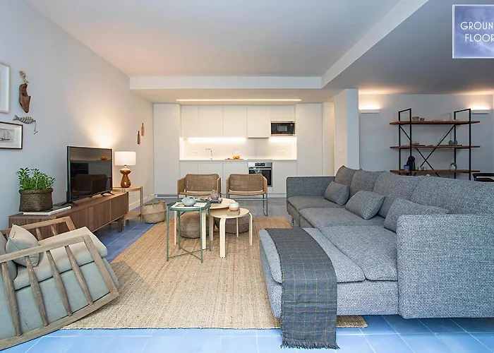 Piso Azul Premium In Bairro Alto By Lovelystay