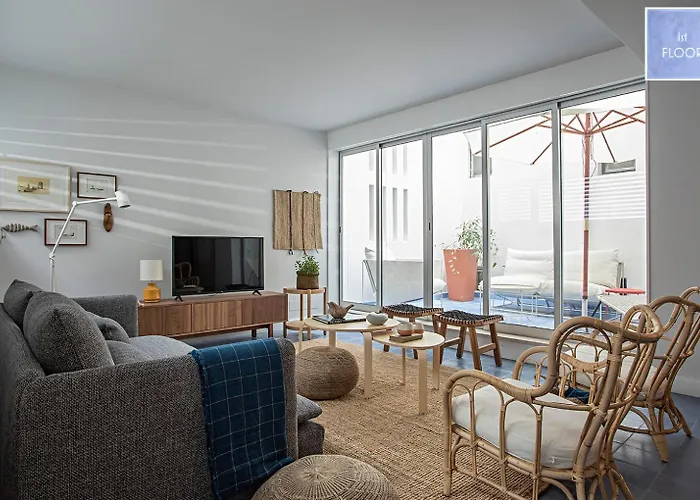 Piso Azul Premium In Bairro Alto By Lovelystay *