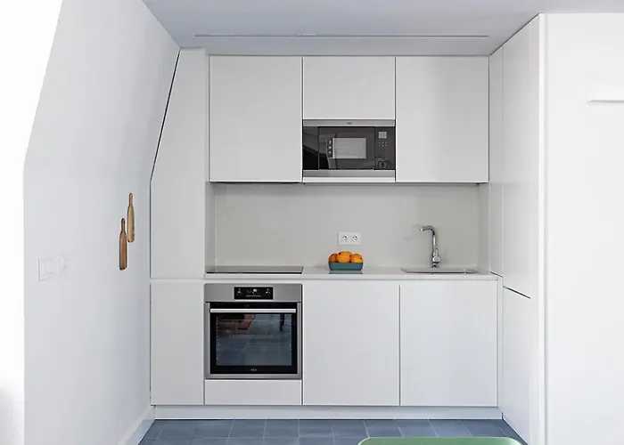Piso Azul Premium In Bairro Alto By Lovelystay * Lisbona